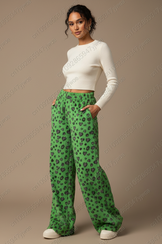Pantalon Léopard Vert Ample Doux Motif Cœurs - Molleton